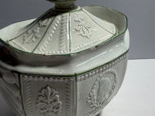 Load image into Gallery viewer, Staffordshire Pearlware Green Edge Sugar Bowl Seal Of United States And Columbia