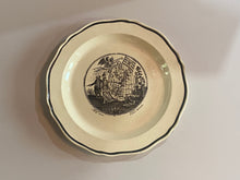 Load image into Gallery viewer, Staffordshire Creamware Liverpool Plate Map Of The East Coast Ca. 1800 Franklin