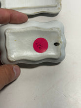 Load image into Gallery viewer, Staffordshire Porcelain Seal Of The United States Match Safe Box 19th C