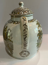 Load image into Gallery viewer, Staffordshire Pearlware Chinoiserie Pagoda Pattern Barge Pot Huge
