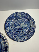 Load image into Gallery viewer, Staffordshire Blue Transfer Dinner Plate Quadrupeds Lion Ca. 1825.

