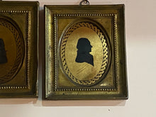 Load image into Gallery viewer, 19th Century Gold Plated Silhouettes of Washington and Jefferson
