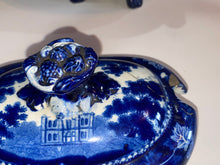 Load image into Gallery viewer, Historical Staffordshire Blue Gravy Tureen Fulton Market NY Masonic Hall Phila. Ca 1825
