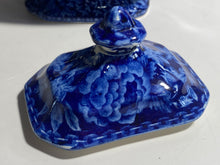 Load image into Gallery viewer, Historical Staffordshire Blue Washington Scroll In Hand Teapot Ca. 1825
