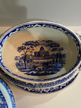 Load image into Gallery viewer, Historical Staffordshire Boston State House Soup Tureen Ca. 1825

