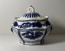 Load image into Gallery viewer, Pearlware Sugar Bowl With Embossed Eagle Ca. 1820
