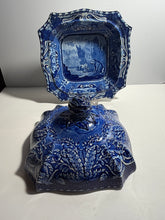 Load image into Gallery viewer, Staffordshire Blue Transfer Quadruped Covered Vegetable Dish Polar Bear Ca. 1825
