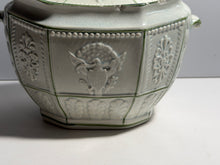 Load image into Gallery viewer, Staffordshire Pearlware Green Edge Sugar Bowl Seal Of United States And Columbia
