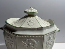 Load image into Gallery viewer, Staffordshire Pearlware Green Edge Sugar Bowl Seal Of United States And Columbia
