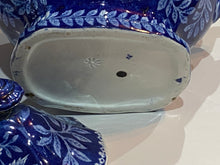 Load image into Gallery viewer, Historical Staffordshire Blue Tea Set with View of Quebec Canada Ca. 1825
