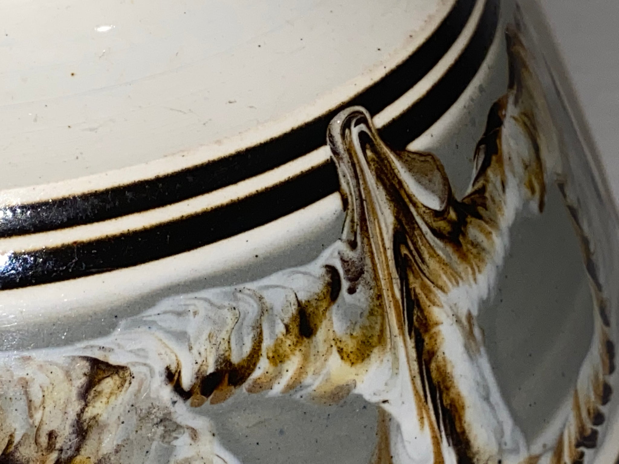 Mochaware Mocha Large Mixing Bowl Earthworm Circa 1820 – David M. Kurau