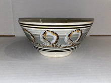 Load image into Gallery viewer, Mochaware Mocha Large Mixing Bowl Earthworm Circa 1820
